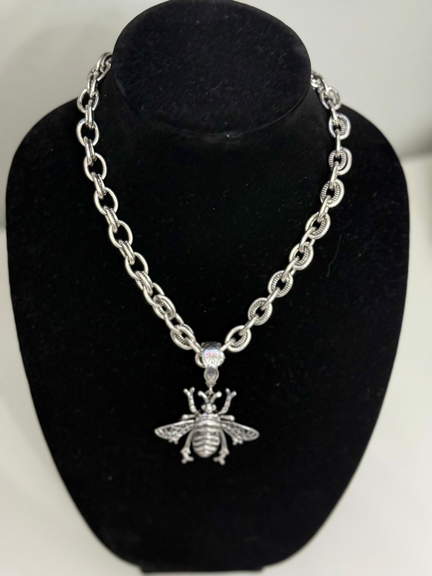 Bee-Fabulous Necklace